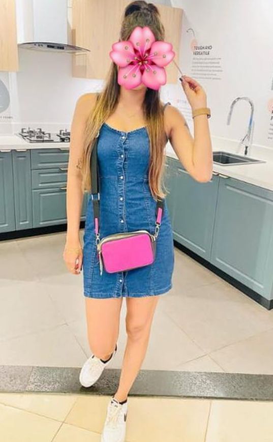 6000/= TAMIL GIRL BA...